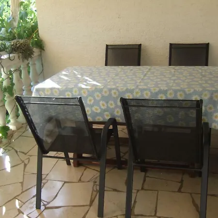 Anita Apartman Kraljevica